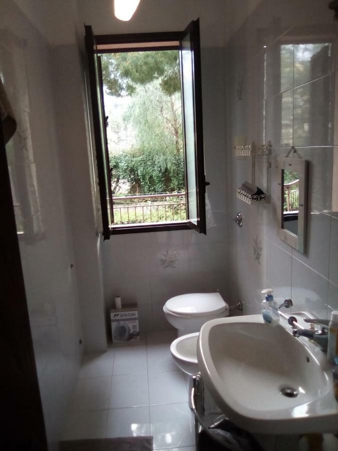Hotel Sperone Mandra Capreria Exteriér fotografie